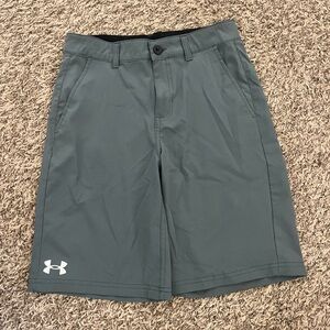 Under Armour boys shorts size 12